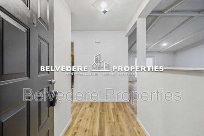 Foto del edificio - 6 Bellows Ct
