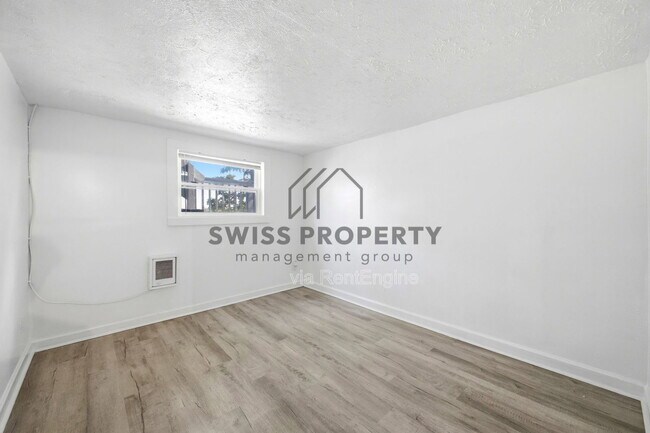 Foto del edificio - 486 Hanley St