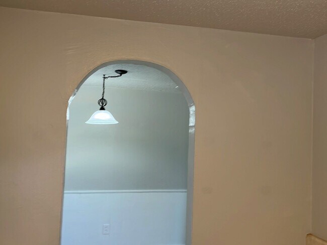Foto del edificio - 1720 Cherry Ln