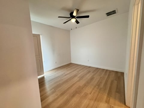Building Photo - 5719 Kemper St