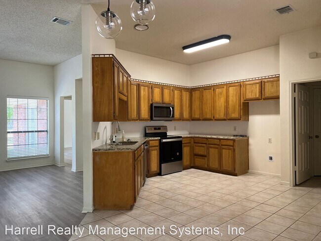 Building Photo - 3 br, 2 bath House - 1808 Ramada Drive