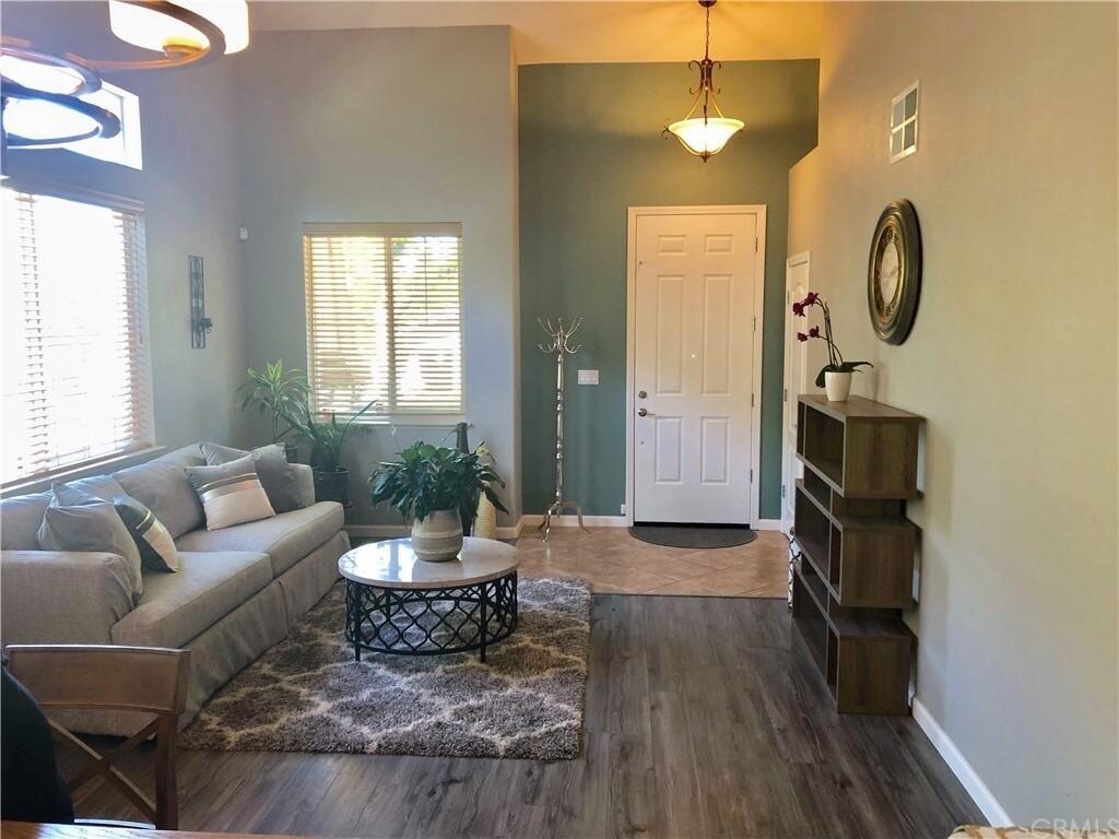 Foto principal - 1036 Flowering Ash Dr