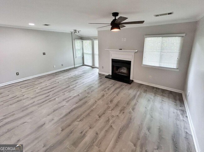 Foto del edificio - 4006 Wingate Way