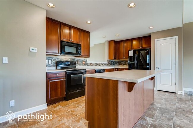 Building Photo - 2645 Stonecrop Ridge Grove