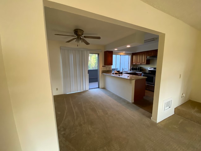 Kitchen/Dining - 8085 Caminito de Pizza