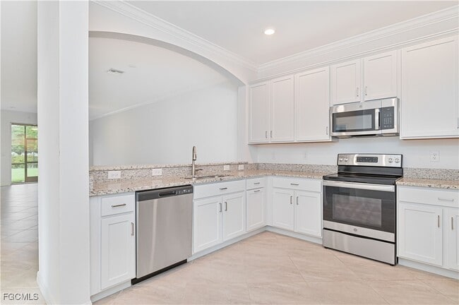 Building Photo - 4316 Lemongrass Dr