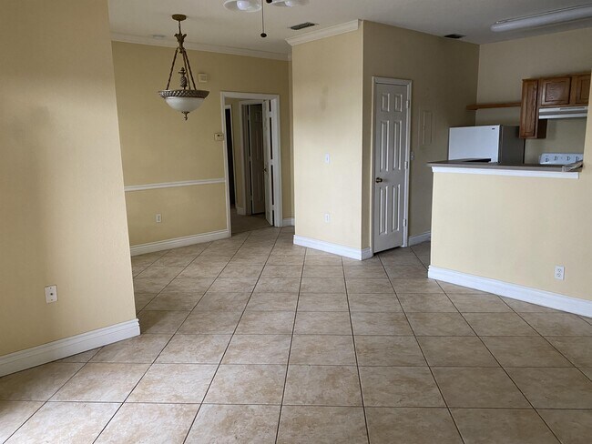 Building Photo - 5525 Pga Blvd