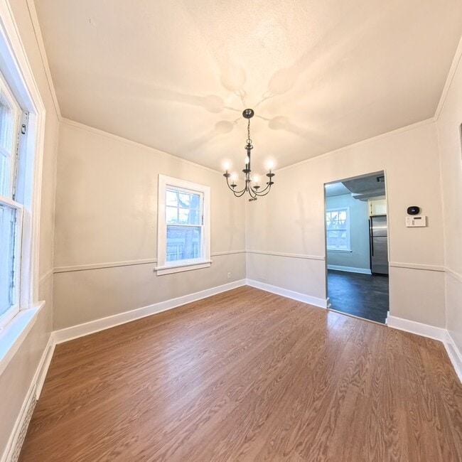 Foto del edificio - Beautiful 3 bedroom 1 bathroom home