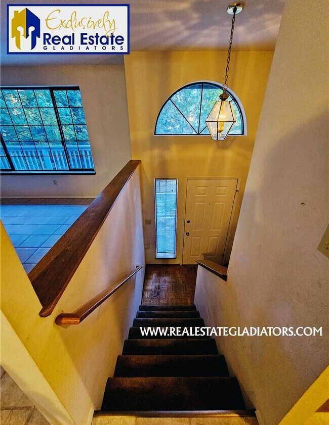 Foto del edificio - 4 Bed 2.5 Pet Friendly Home in Wilderness Rim