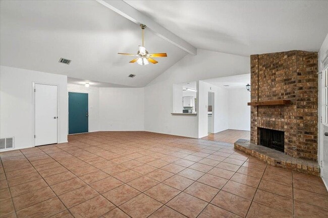 Building Photo - 1413 Gracy Dr