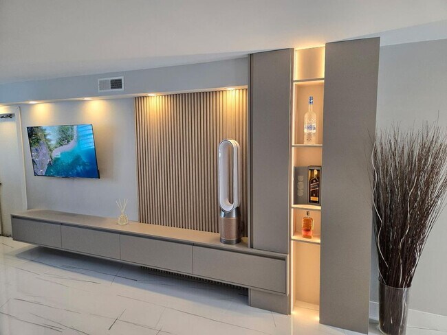 Foto del edificio - 201 N Ocean Blvd