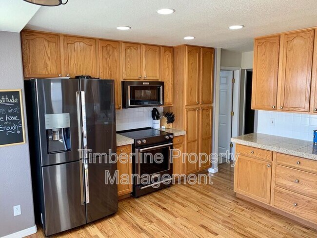 Foto del edificio - 2335 Amberwood Ln