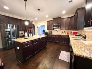Foto del edificio - 4516 Coldwater St