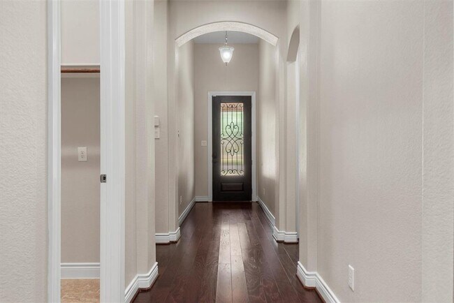 Building Photo - 24130 Tapa Springs Ln