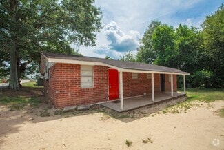 Building Photo - 741 Woodard Ave
