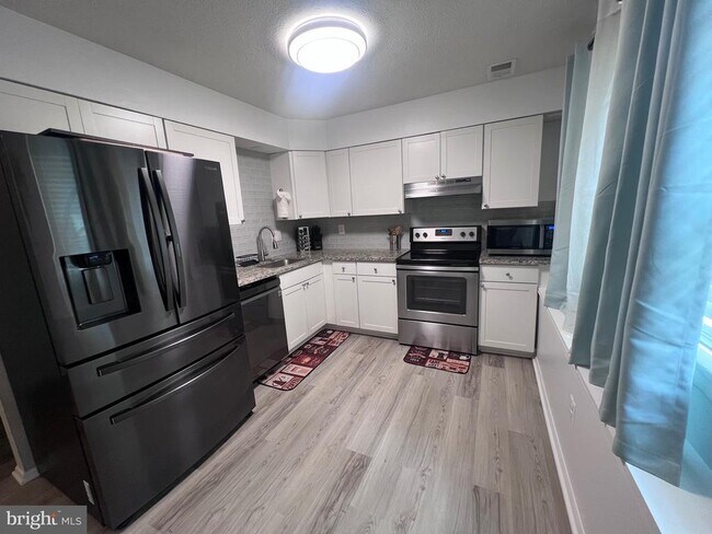 Foto del edificio - 1013 Copperfield Ct