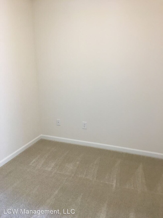 Foto del edificio - 2 br, 2.5 bath House - 5332 Farm House Trail