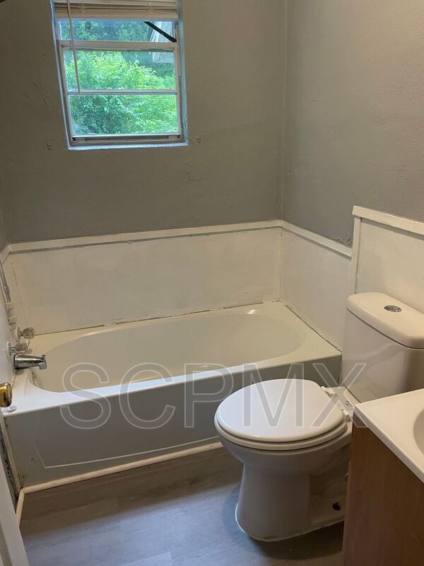 Foto del edificio - 949 Woods St SE