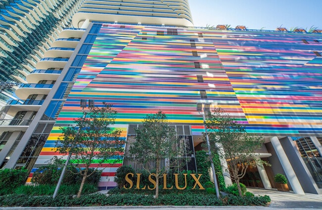Foto del edificio - 801 S Miami Ave