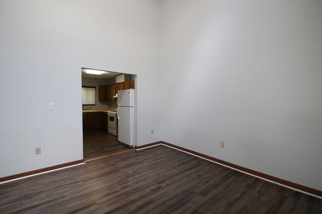 Building Photo - Exclusively Offered by Muse Realty, LLC