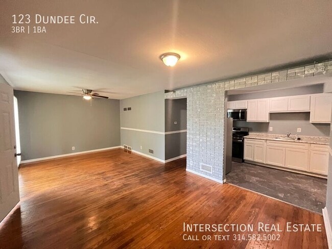 Building Photo - 123 Dundee Cir