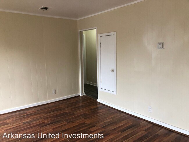 Foto del edificio - 2 br, 1 bath House - 161 Roosevelt Rd