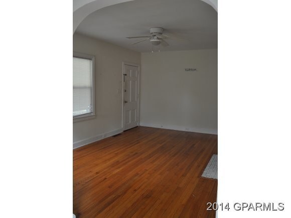 Foto del edificio - 202 Hillcrest Dr