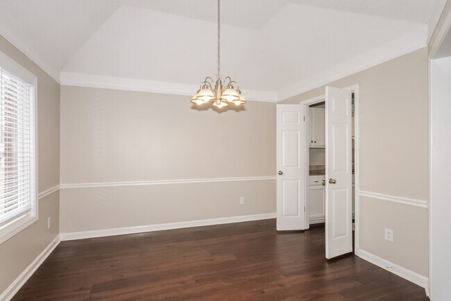 Foto del edificio - 4387 Cross Creek Cove