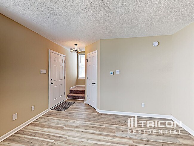 Foto del edificio - 642 Fern Street Greenfield IN