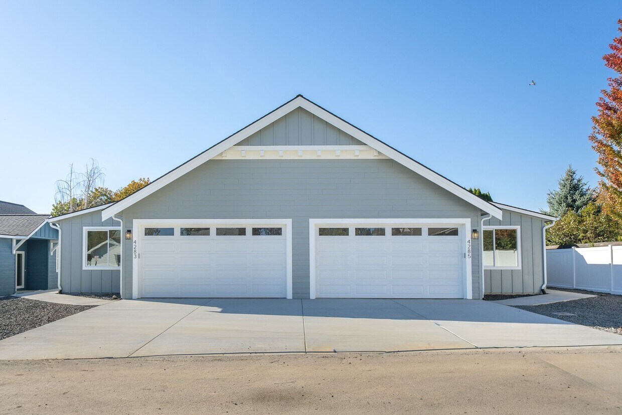 Foto principal - 4205 N Stout Ct