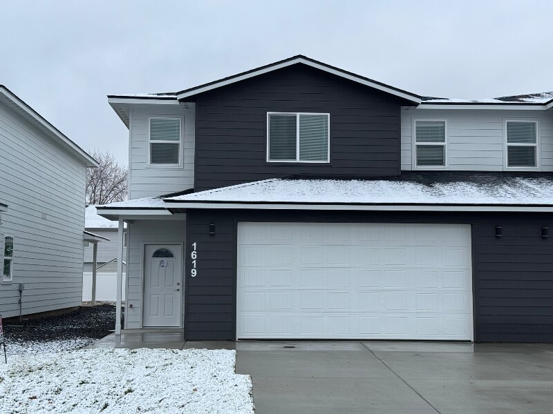 Foto principal - 1619 N Manifold Ln