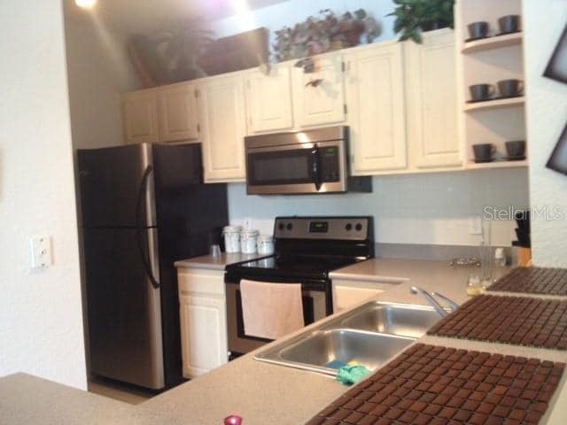 Building Photo - 8907 Legacy Ct