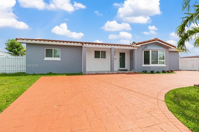 Foto del edificio - 2131 SW 98th Pl