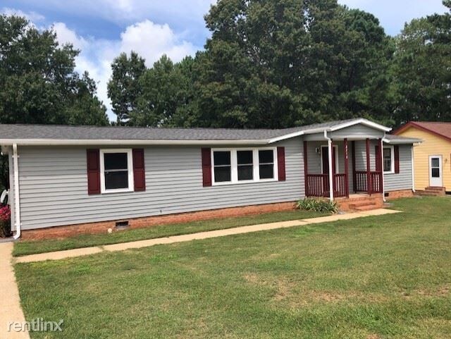 Primary Photo - 3 br, 2 bath House - 2712 Brigadoon Dr
