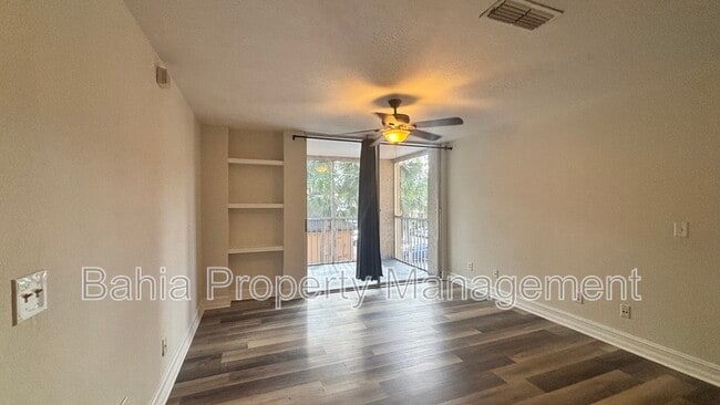 Building Photo - 7524 Seurat St