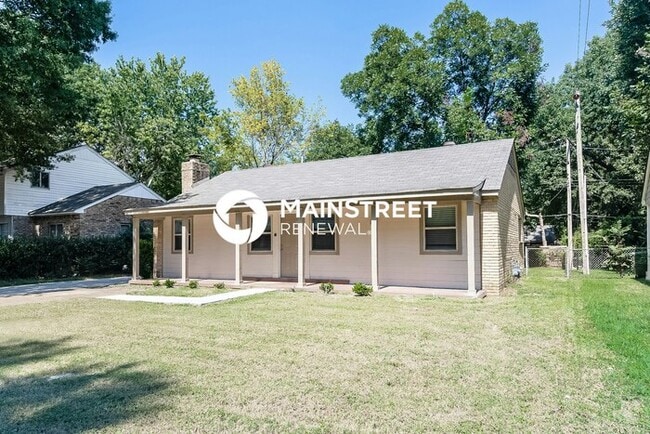 Photo - 3 Bedroom Pet-Friendly Home in Memphis, TN with Main Street Renewal