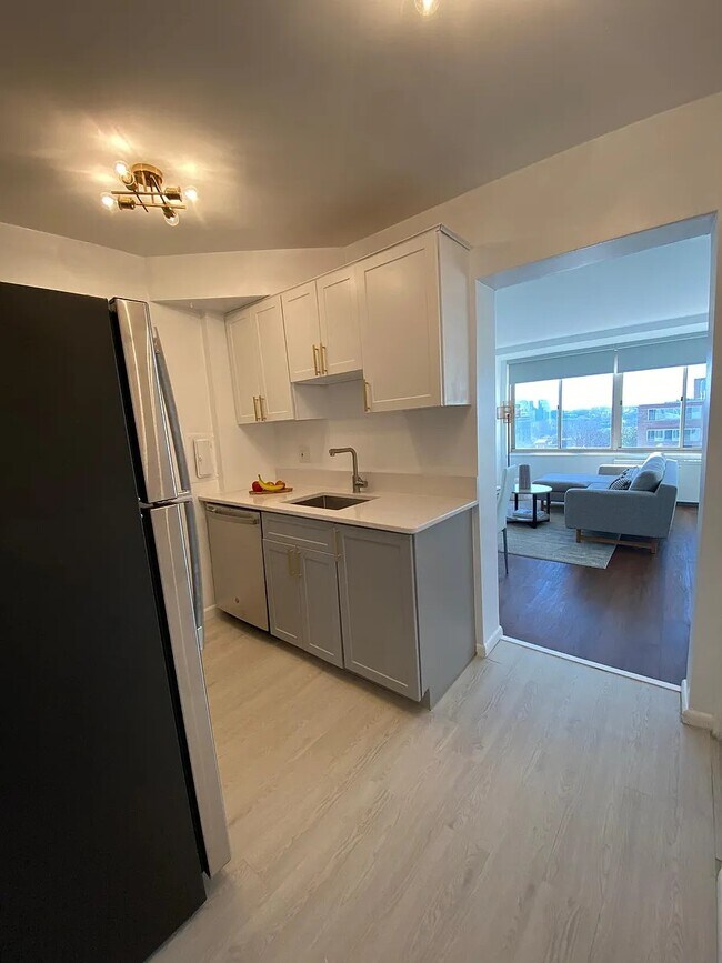 Foto del edificio - 922 24th St NW