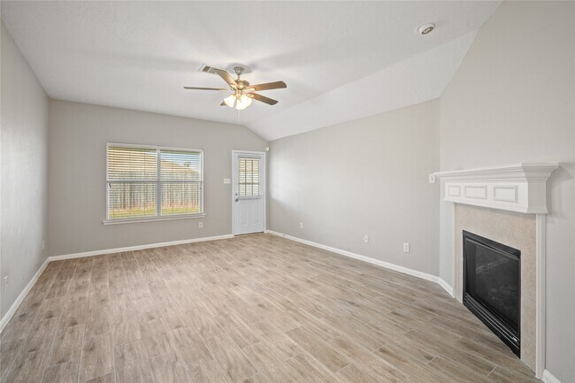 Foto del edificio - 10818 Elgar Ln