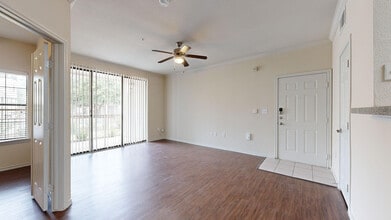 Interior Photo - Lakeline Villas