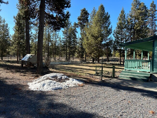 Foto del edificio - 52405 Antler Ln