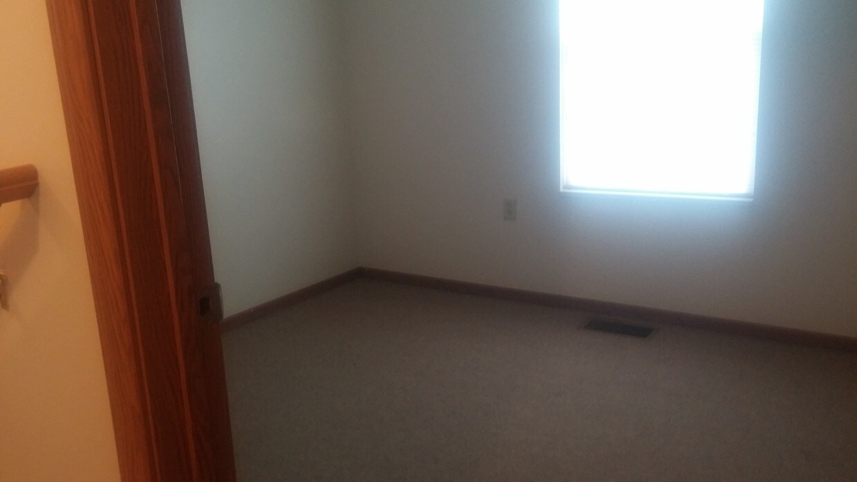 Foto del edificio - 5236 Chesterfield Ave