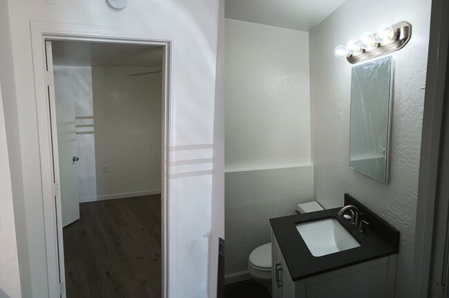 Foto del edificio - Cozy One Bedroom Apartment