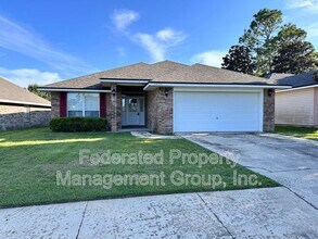 Building Photo - 2402 Creekfront Dr