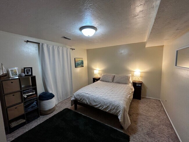 Foto del edificio - 1B/1B Pet Friendly Apartment South of BYU
