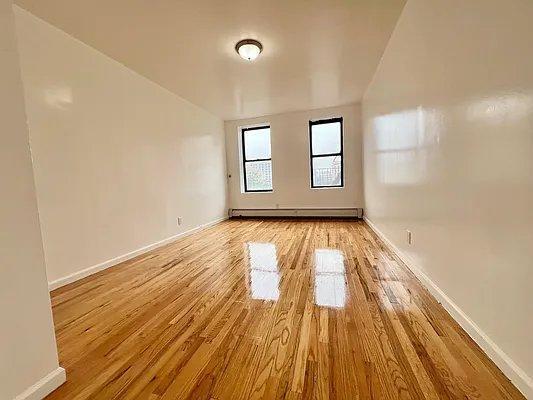 Building Photo - 2 bedroom in Bronx NY 10468