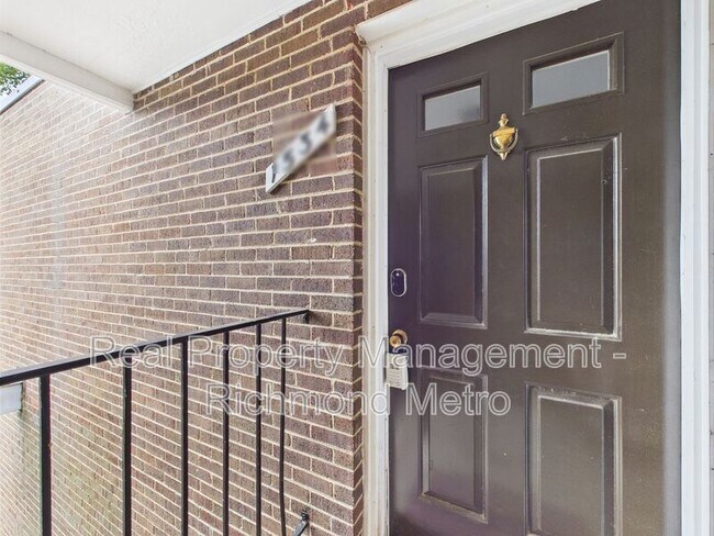 Foto del edificio - 1534 Cross Keys Ct