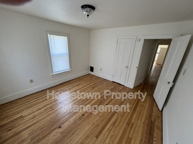 Building Photo - 1135 Chestnut St