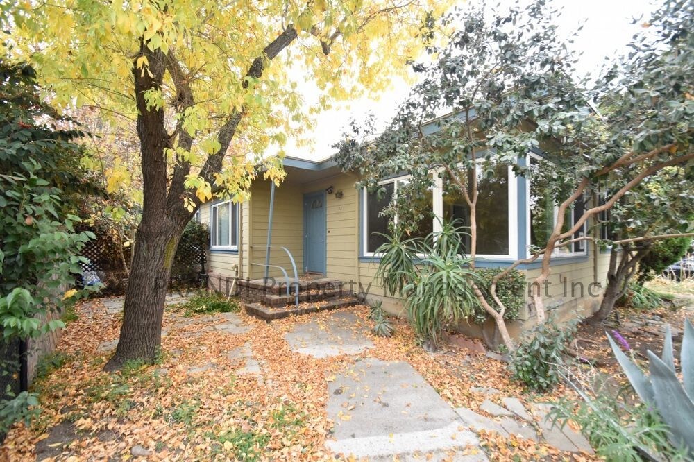 Primary Photo - 26 Pacheco Ave