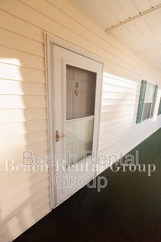 Building Photo - 697 Tupelo Ln