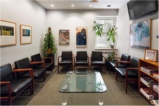 Foto del edificio - 9 E 68th St